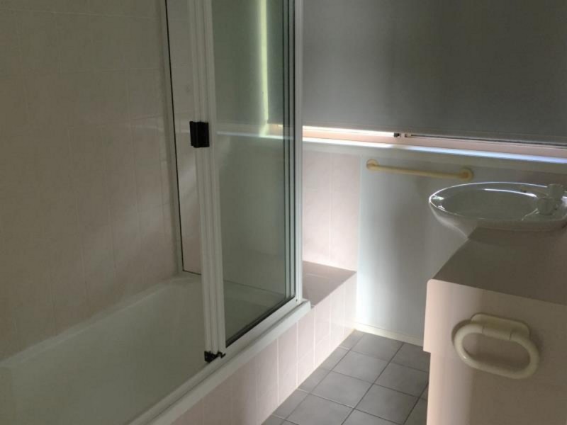 6 Hansen Street, Frenchville QLD 4701